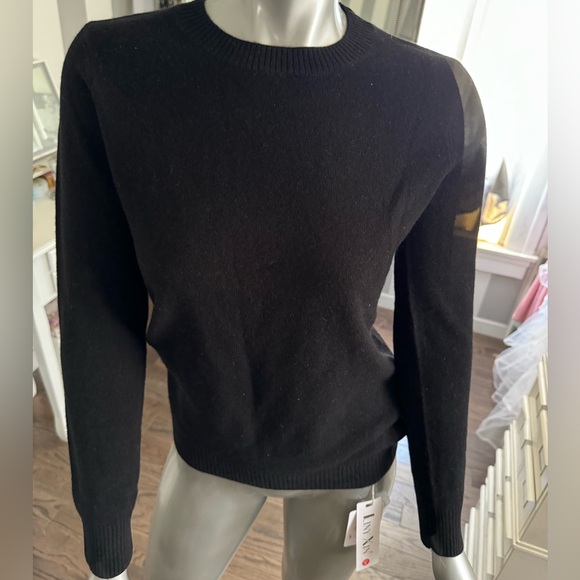 NWT! Brand new Liny Xin crewneck black 100% merino wool sweater - Picture 3 of 5